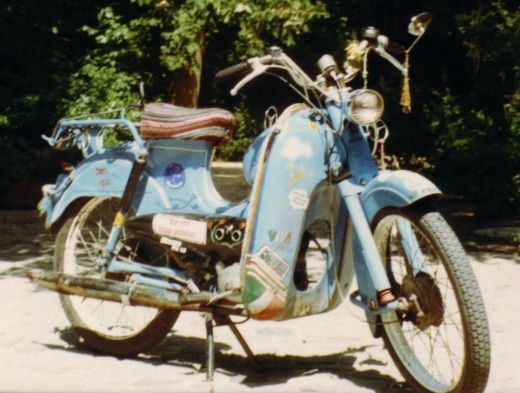 LASTBOY; Himmelblau mit weißen Wölkchen!